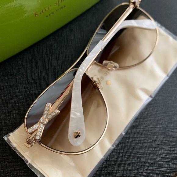kate spade Accessories - New kate spade sunglasses ♥️